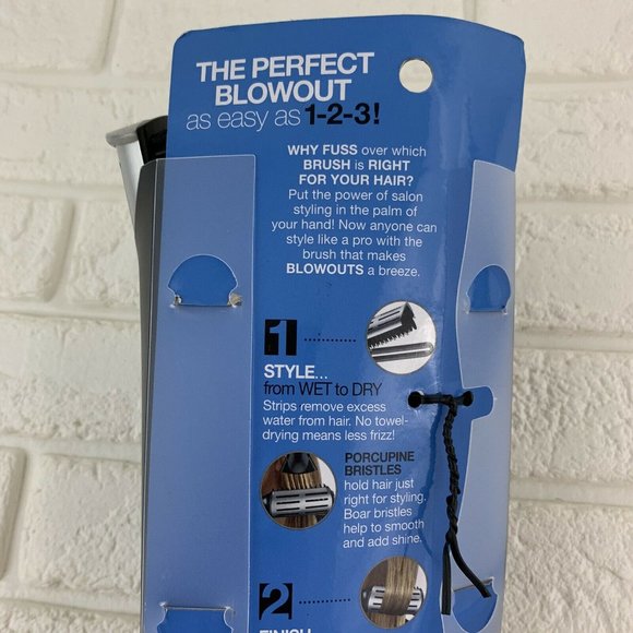 Infiniti Pro Conair Easy Blowout Pro Brush - Picture 5 of 7